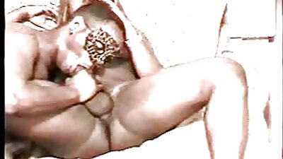 நிர்வாண ஆர்யாவுக்கு இது எல்லாம் இருக்கிறது, அவள் முழுக்க முழுக்க நிர்வாண அமெச்சூர் படங்கள்